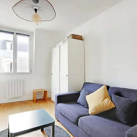 Pick A Flat's Apartements In Louvre-rivoli - Rue Du Roule *