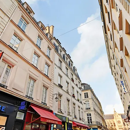 Pick A Flat's Apartements In Louvre-rivoli - Rue Du Roule