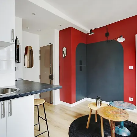 Apartment Pick A Flat's Apartements In Louvre-rivoli - Rue Du Roule