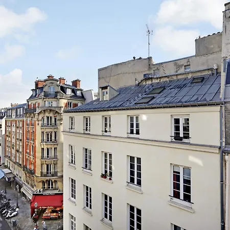 Apartment Pick A Flat's Apartements In Louvre-rivoli - Rue Du Roule