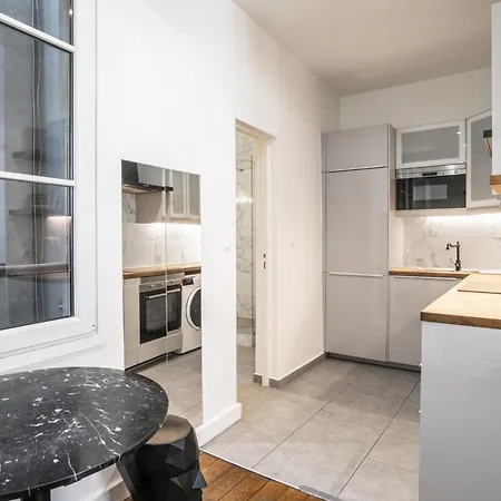 Pick A Flat's Apartements In Louvre-rivoli - Rue Du Roule