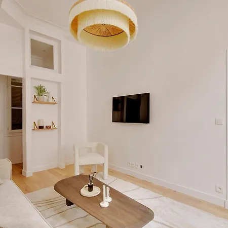 Pick A Flat's Apartements In Louvre-rivoli - Rue Du Roule Apartamento *